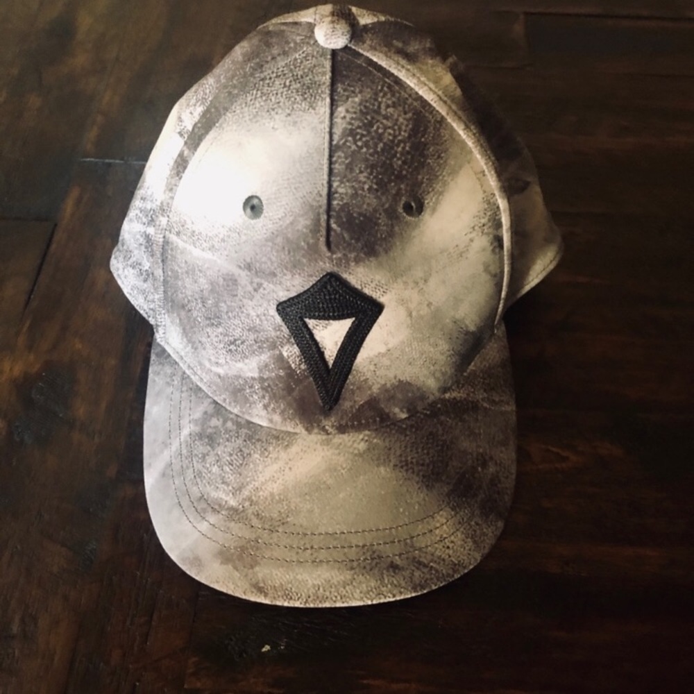 NWOT Ivivva Hat